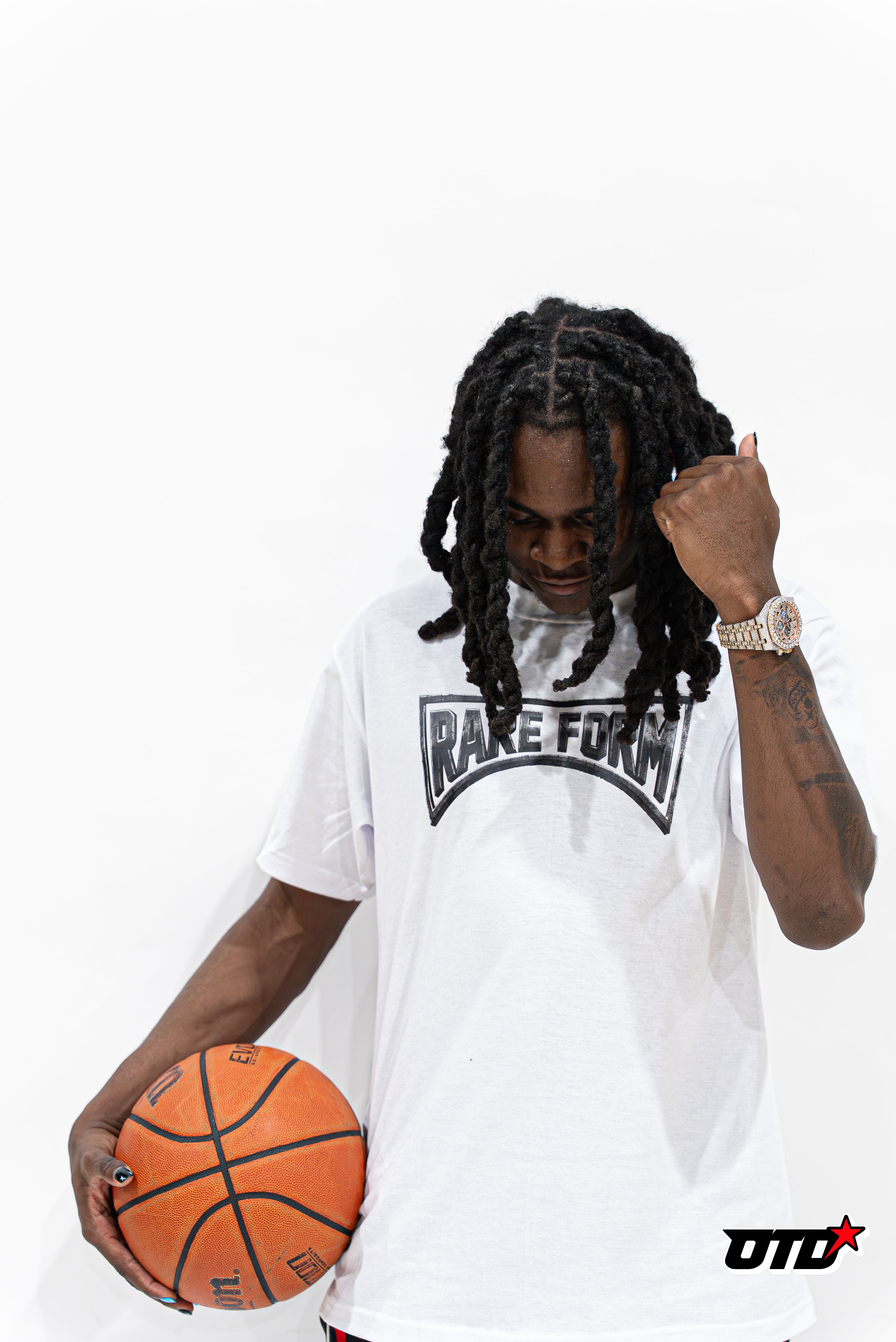Rare Form Tee